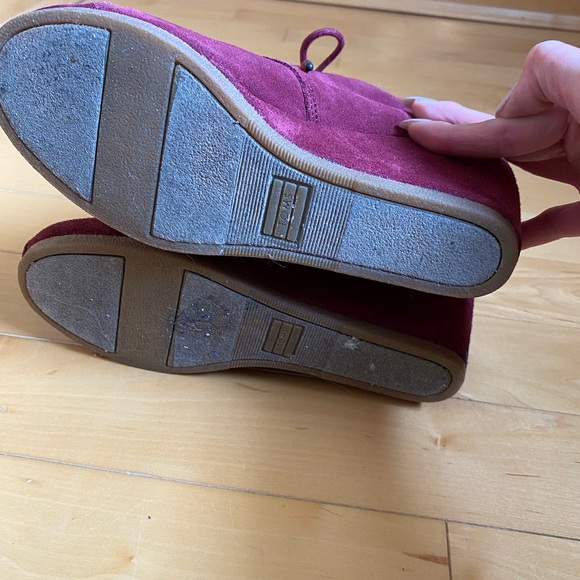 TOMS burgundy wedge booties - Picture 4 of 4